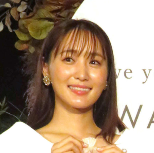 菅井友香（2024年9月撮影）