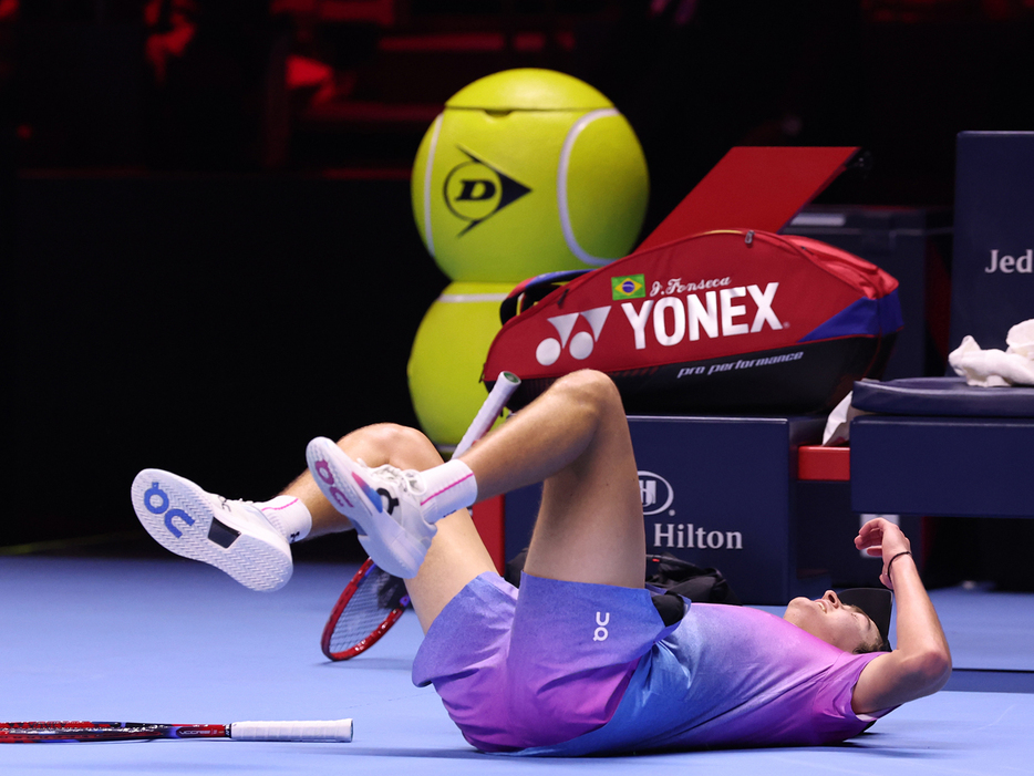 「Next Gen ATPファイナルズ」（サウジアラビア・ジッダ）で優勝を決めた瞬間のジョアン・フォンセカ（ブラジル）（Getty Images）