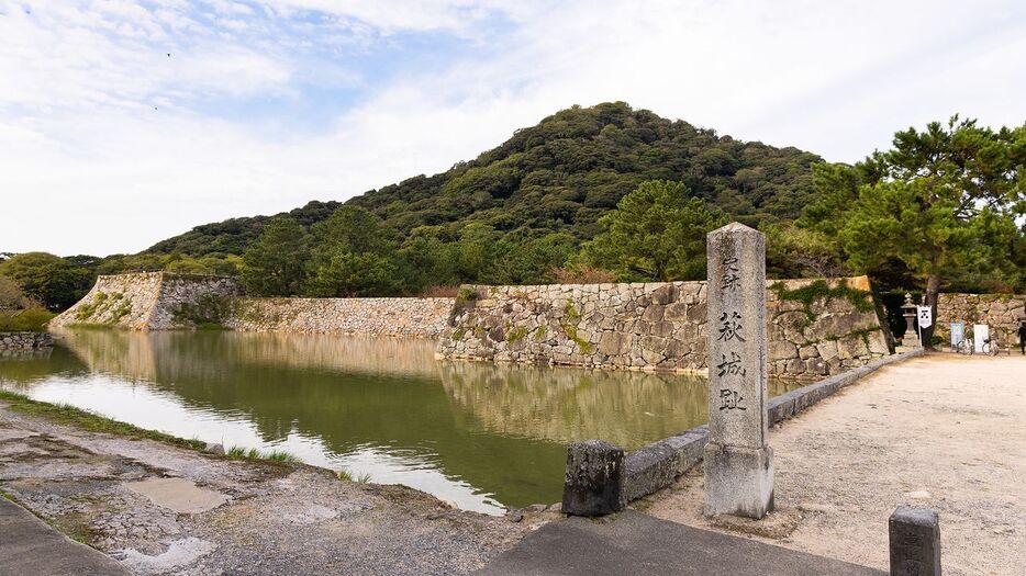 国の史跡で世界遺産にも登録される萩城跡