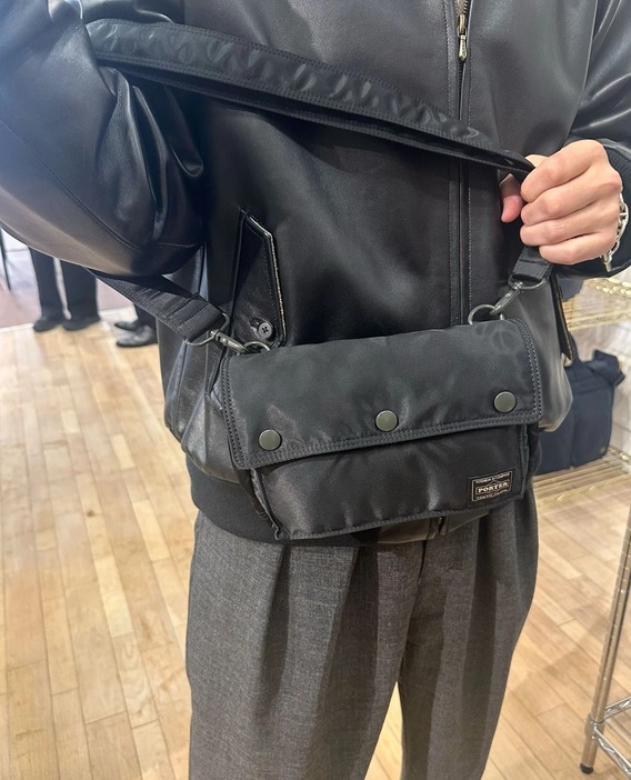 大人の吉田カバン】新生タンカーの「黒」がついに発売。注目