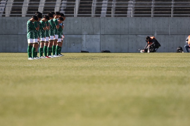 前回王者の青森山田が初戦で敗退した。写真：窪田亮