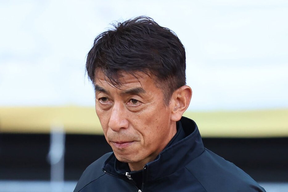 退任する井原正巳監督