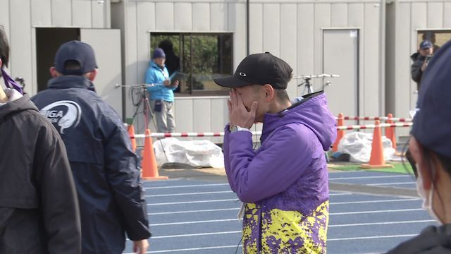 優勝を飾り涙を流す今井隆生監督