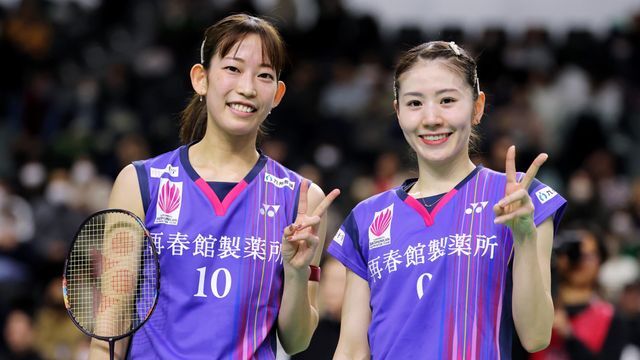 バドミントンのシダマツペア左から松山奈未選手と志田千陽選手(写真：西村尚己/アフロスポーツ)