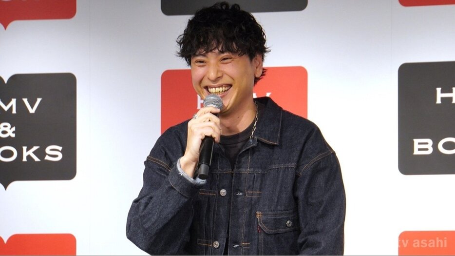 三代目・山下健二郎、家族と“無言の戦い”中！？「気づいたらまた隅の方に…」