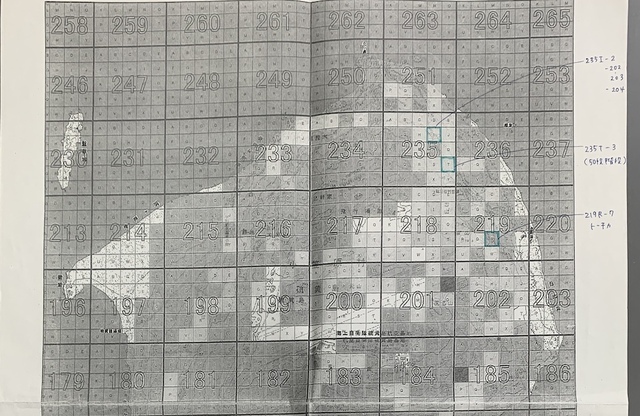 遺骨収集団員に配られた「グリッド」用の地図