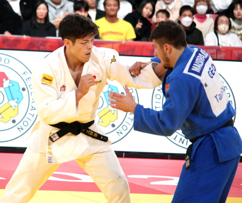 男子９０キロ級で優勝した村尾三四郎