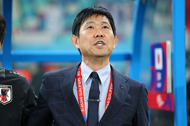 日本代表を率いる森保監督。写真：梅月智史（サッカーダイジェスト写真部）