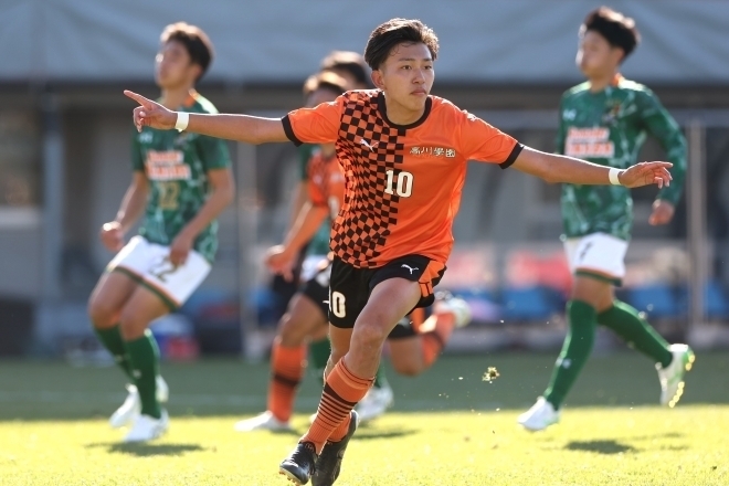 エース大森（写真）の２得点で青森山田を下した高川学園。次なる相手も優勝候補の静岡学園だ。写真：窪田亮