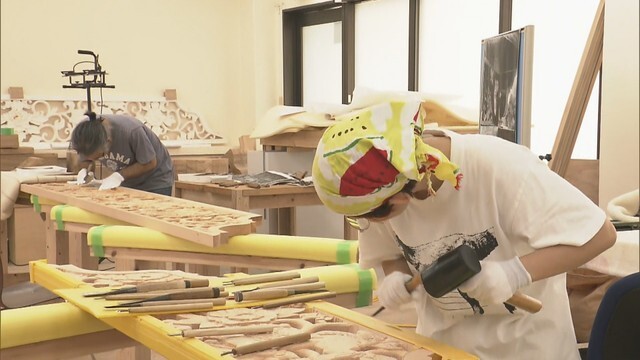 首里城の復元に携わる高松市出身の彫刻家・小泉ゆりかさん