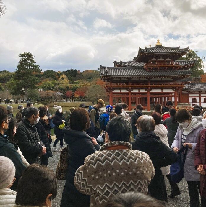 自分の別荘へこんなに人がやってくるとは、極楽の道長もさぞびっくりしていることでしょう（写真：婦人公論.JP編集部）