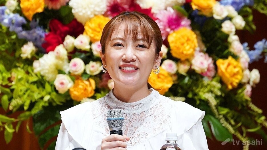 元AKB48初代総監督の高橋みなみ、2代目総監督の横山由依の結婚をお祝い「末長くお幸せに」