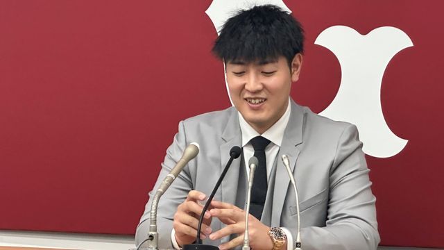 アップ更改の巨人・岡本和真選手