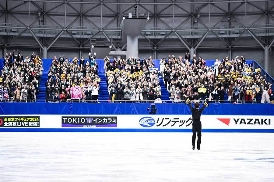 大阪・東和薬品RACTABドームで行われた全日本選手権【写真：中戸川知世】