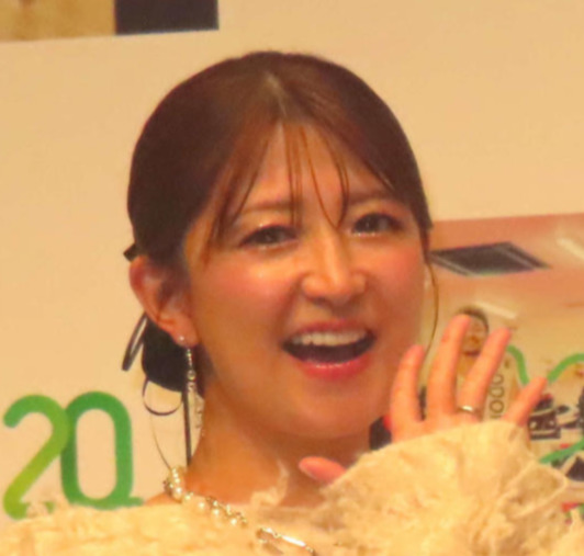 矢口真里（2024年11月撮影）