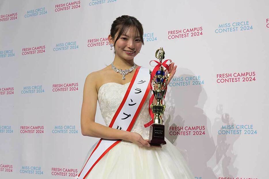 グランプリに輝いた東条澪さん【写真：ENCOUNT編集部】