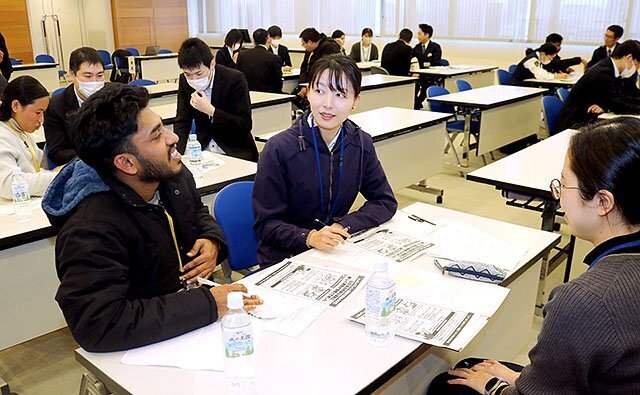 外国人に伝わりやすい日本語を学んだ県警の研修会