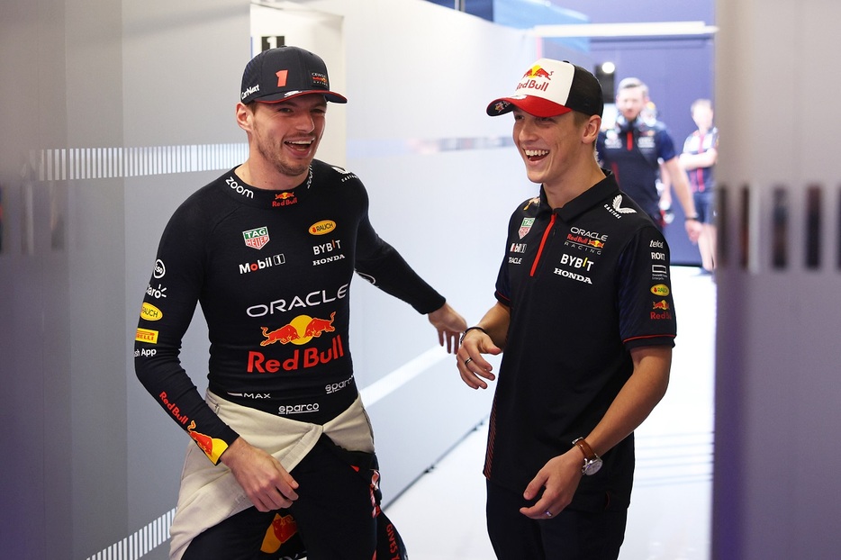 2023年F1スペインGP　マックス・フェルスタッペンとリアム・ローソン（レッドブル）