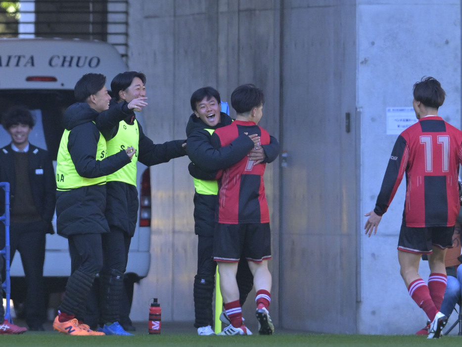 後半17分、矢板中央高MF平野巧が先制ゴール(Koki NAGAHAMA/GEKISAKA)