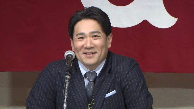 巨人の入団会見を行った田中将大投手