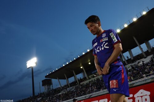 ヴァンフォーレ甲府は26日、DF山本英臣との契約更新を発表 [写真]＝J.LEAGUE via Getty Images