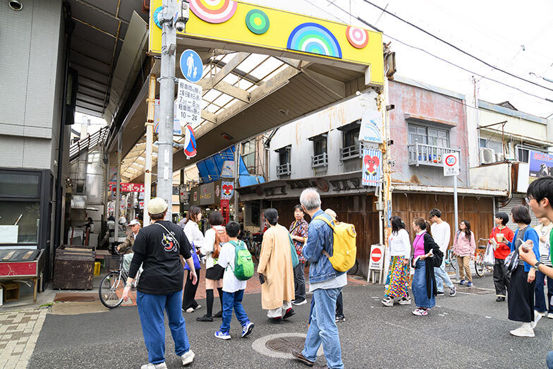 昭和のレトロ感がある入口のアーチ（写真撮影／水野浩志）