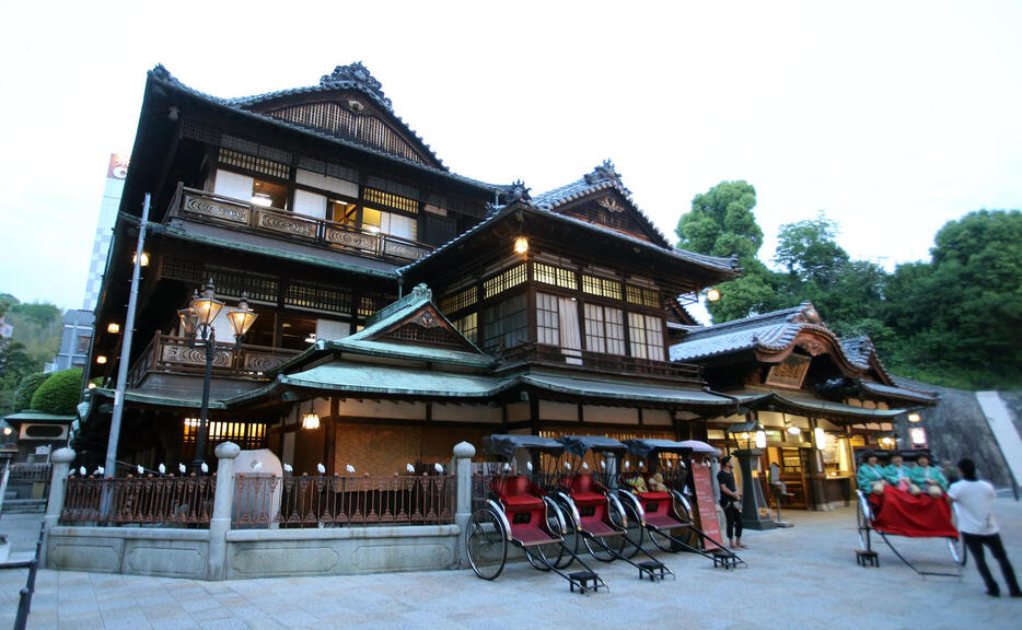 松山市にある道後温泉（2013年5月撮影）