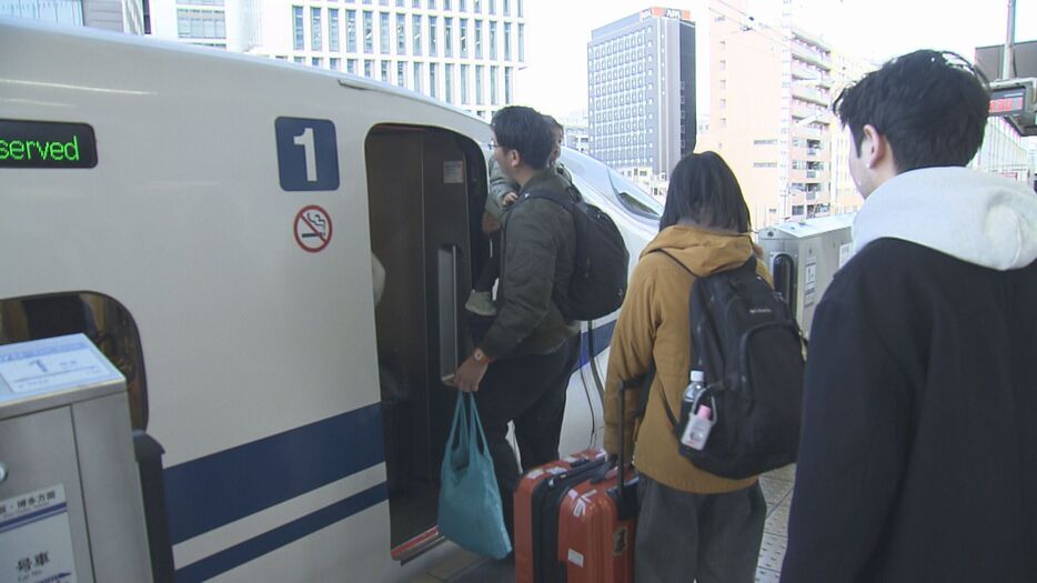 JR名古屋駅の新幹線ホーム　29日午後9時過ぎ