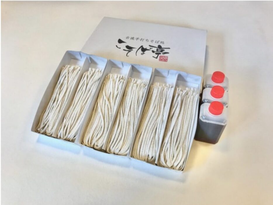 「妙高田舎蕎麦 生そばつゆセット6人前」5,000円