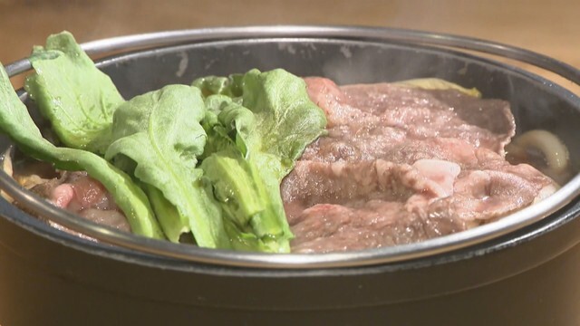 牛鍋（1430円）※ごはん付き