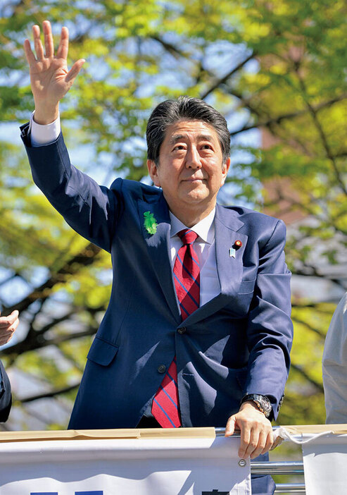 安倍晋三…好きな政治家1位、嫌いな政治家3位