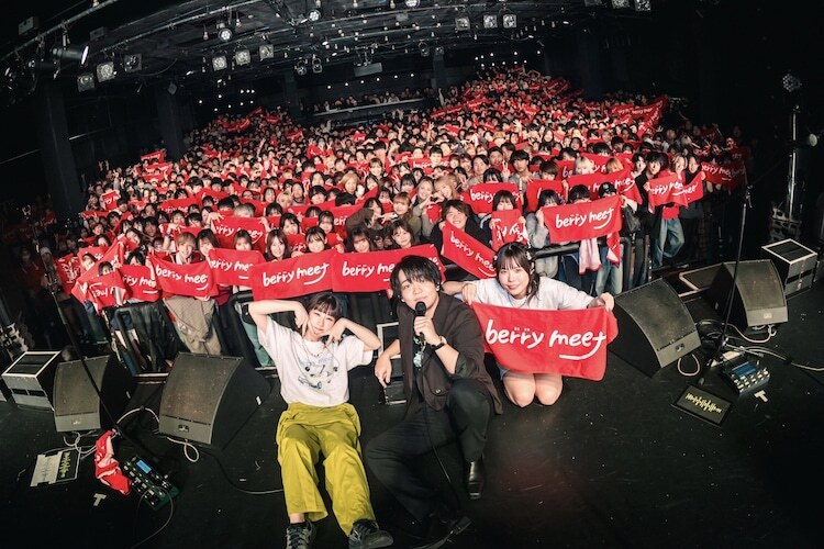 「昼下がりの星、続く旅路」東京・LIQUIDROOM公演の様子。（Photo by Jin Tachibana）