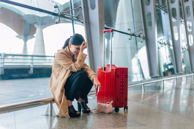 海外旅行で起こりやすい「時差ぼけ」。体内時計の時刻と実際の生活時間がずれてしまうこのような現象を、「外的脱同調」という　photo by gettyimages