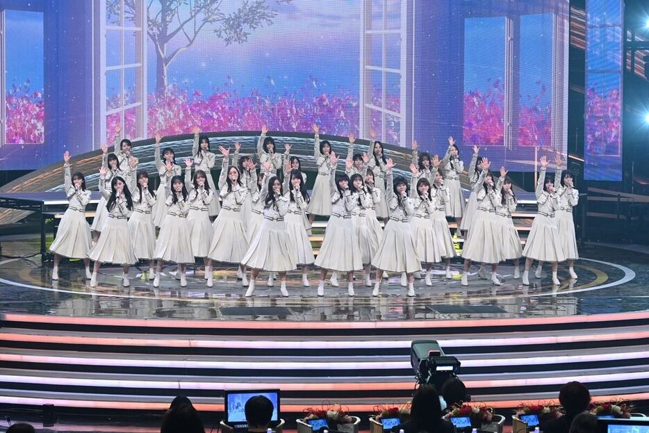 『第75回NHK紅白歌合戦』のリハーサルに参加した乃木坂46（写真：NHK提供）