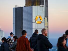 The Commerzbank headquarters in Frankfurt. Photographer: Alex Kraus/Bloomberg