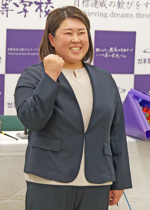 ウエートリフティング女子日本代表監督に就任する冨田さん