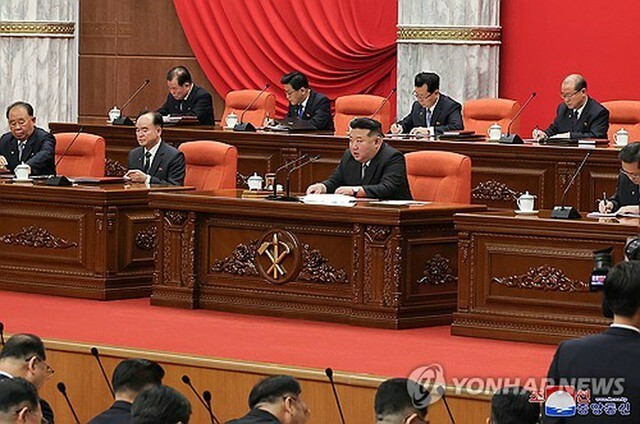 北朝鮮は23～27日に金正恩氏らが出席して朝鮮労働党の重要会議である中央委員会を開催した＝（朝鮮中央通信＝聯合ニュース）≪転載・転用禁止≫