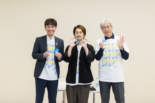 基調講演で登壇した3人。左から内田氏(司会)、山崎氏、奥田氏(画像提供・JR西日本)