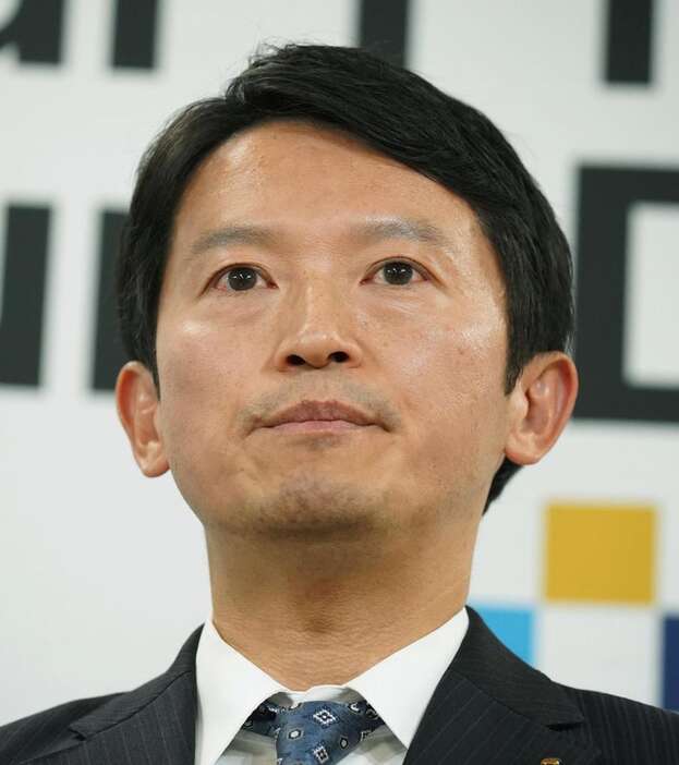 斎藤元彦兵庫県知事＝11日、神戸市中央区（南雲都撮影）