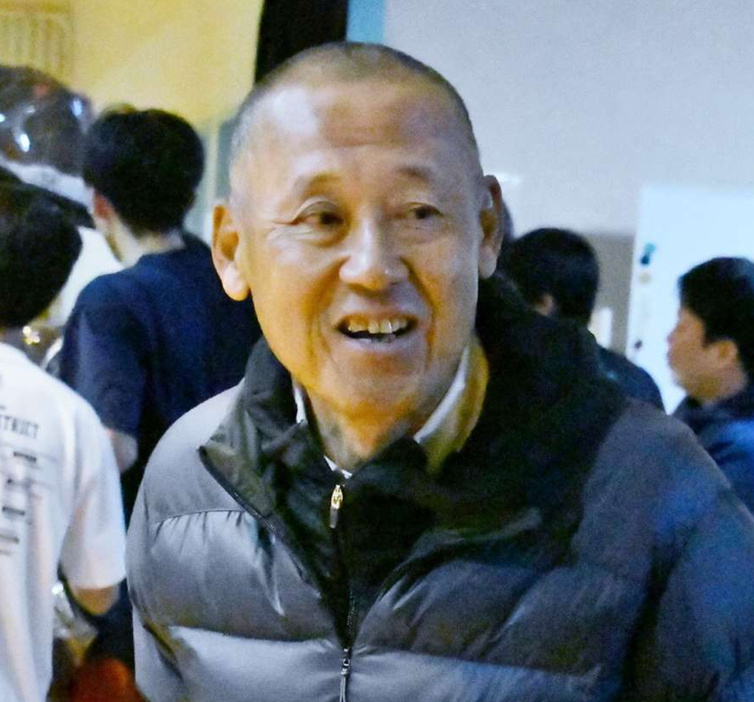 川内高校バスケットボール部監督の田中俊一さん