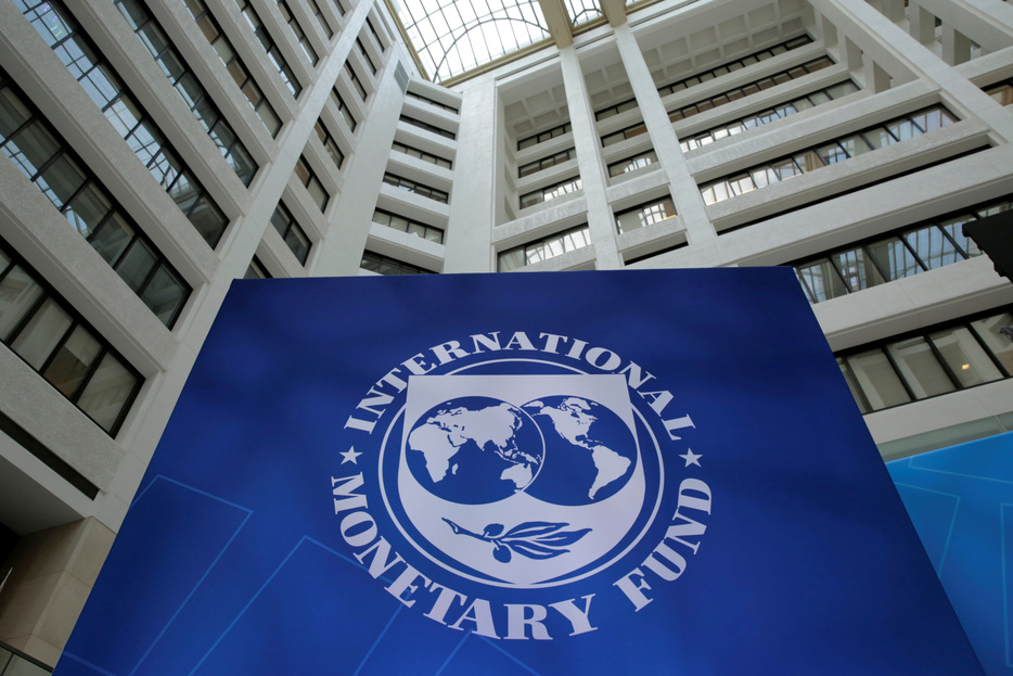 国際通貨基金（ＩＭＦ）のコザック報道官は１９日、今週の米連邦準備理事会（ＦＲＢ）による「タカ派的な」利下げと日銀の利上げ見送りについて、ともに「適切」という認識を示した。２０１７年４月撮影（２０２４年　ロイター/Yuri Gripas）