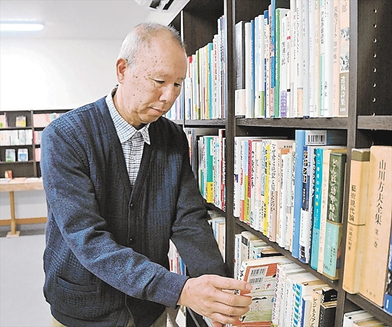 本で活力を与えようと古本屋を営業する大浦さん