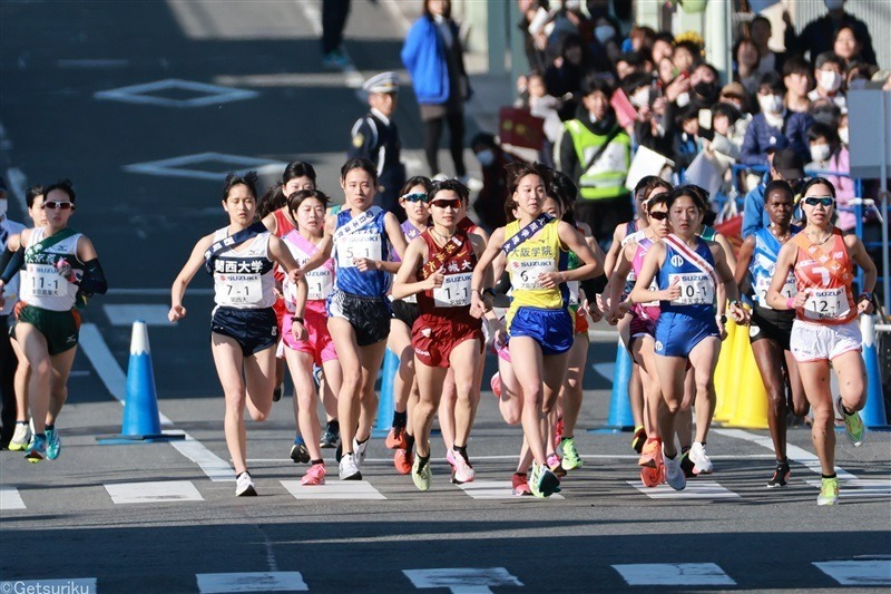 23年富士山女子駅伝1区スタートの様子