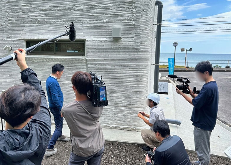 報道陣むけにお披露目した際の様子（画像提供／セレンディクス社）