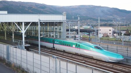 現在の北海道新幹線の終点、新函館北斗駅に到着した列車（編集部撮影）