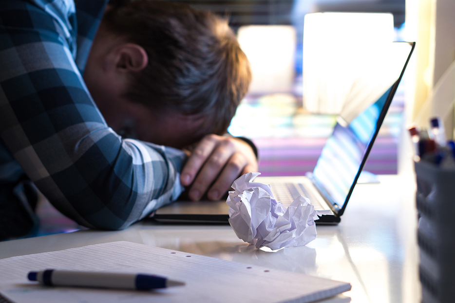 年末年始の失業はつらいものだ（Shutterstock.com）