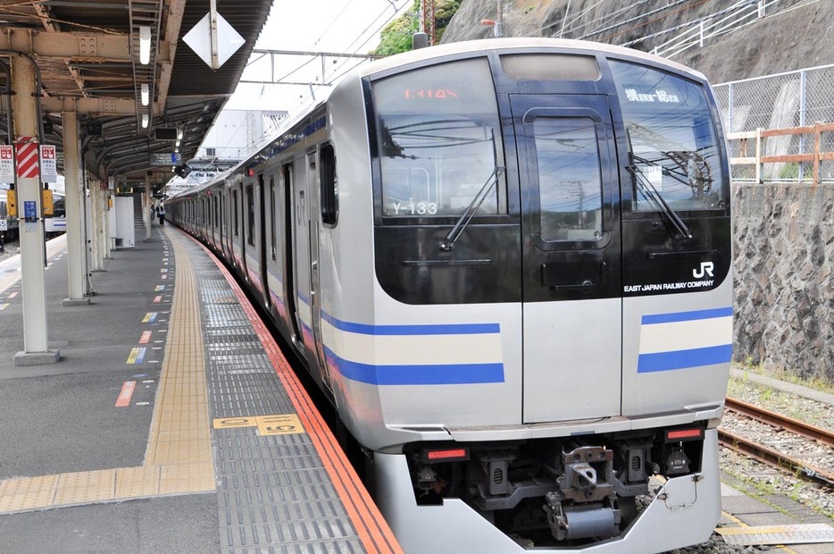 ＪＲ横須賀線（資料写真）