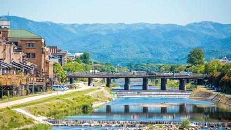 京大では授業を聞く習慣はメジャーではなかったという（写真：adigosts／PIXTA）