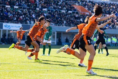 高川学園が“前回王者”青森山田を破り3回戦へ！ [写真]=須田康暉