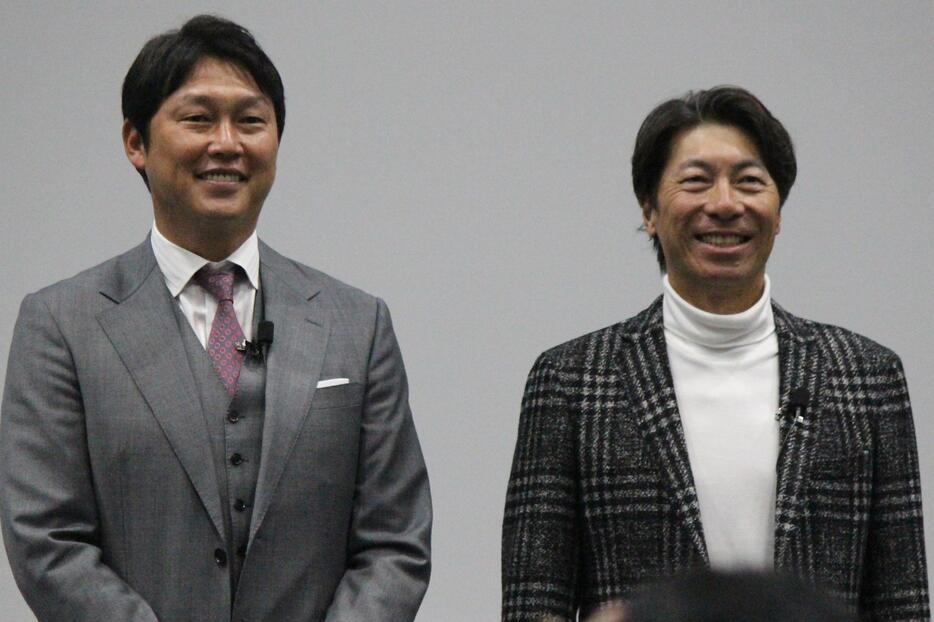 新井貴浩監督と高津臣吾監督